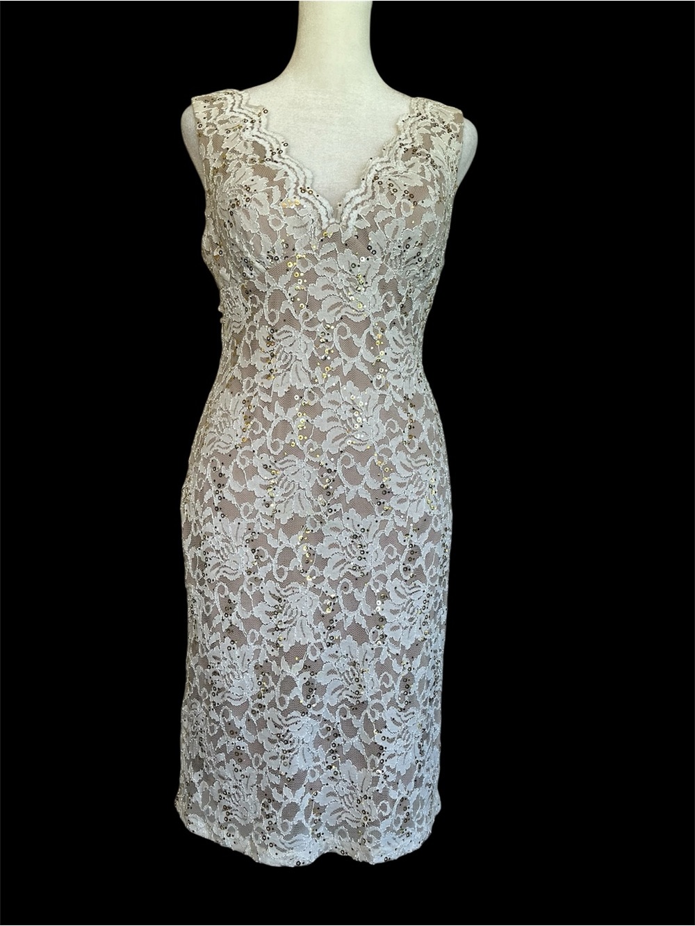 Ivory Lace Open-Back Dress, sequins. Morgan & Co. Stretchy. Bridal shower. S-M - Picture 4 of 12